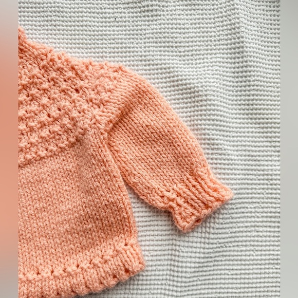 Baby Handmade Knit Sweater with Ribbon Tie. Peach - Size 3-6m - Picture 3 of 10